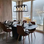 Spektakulaer Rorbu I Autentiske Omgivelser Ferienhaus Ballstad