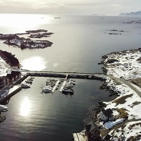 Spectacular Fisherman'S Cabin In An Authentic Lofoten Setting