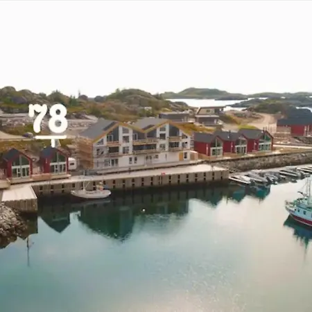 Holiday home Spektakulaer Rorbu I Autentiske Omgivelser Ballstad