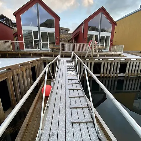Holiday home Spektakulaer Rorbu I Autentiske Omgivelser