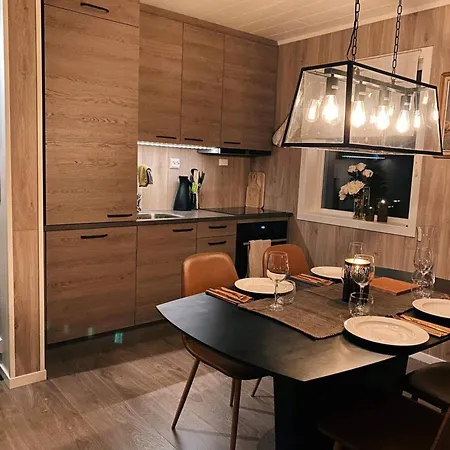 Spektakulaer Rorbu I Autentiske Omgivelser Ballstad