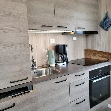 Spektakulaer Rorbu I Autentiske Omgivelser Holiday home Ballstad