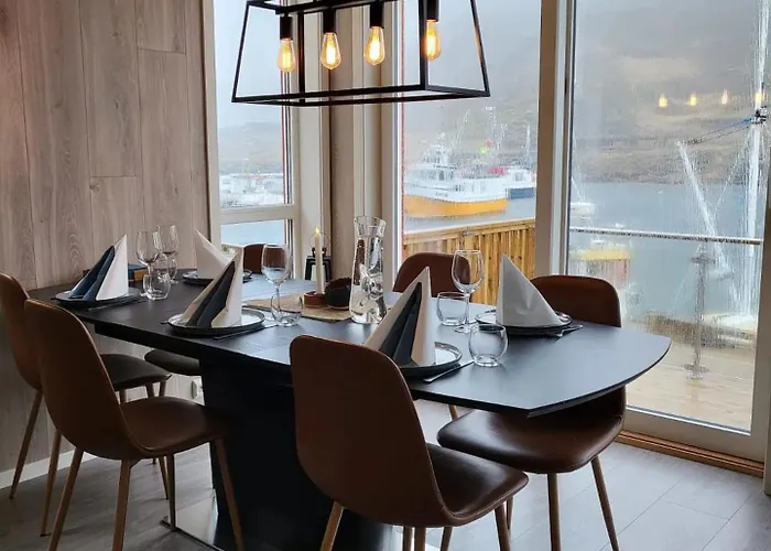 Spektakulaer Rorbu I Autentiske Omgivelser Tatil Evi Ballstad