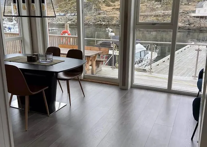 Spektakulaer Rorbu I Autentiske Omgivelser Tatil Evi